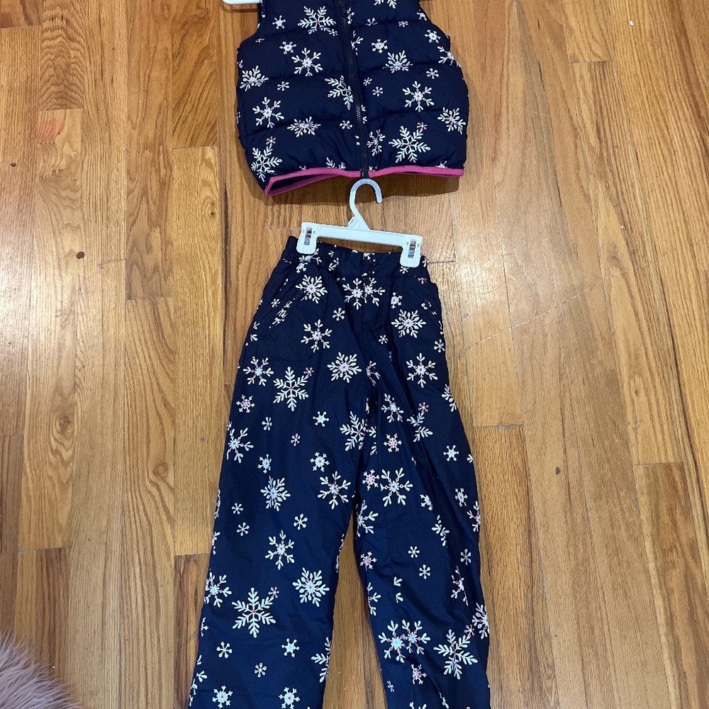 Matching girls snow set
